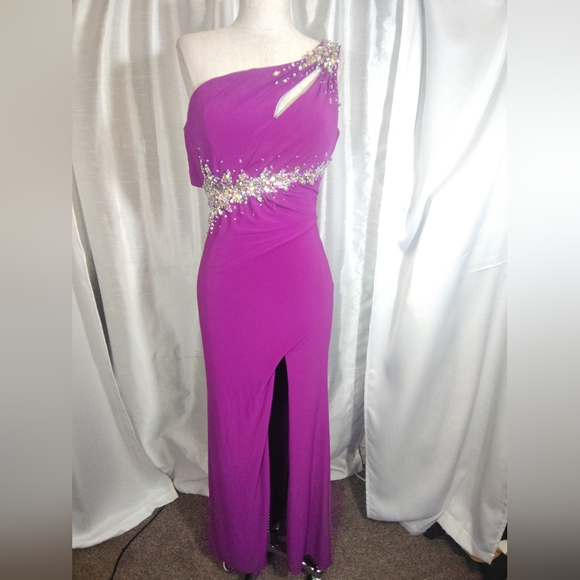 Cache Dresses & Skirts - Cache Designer Sheath Dress,One Shoulder Purple, Jeweled Beads, Leg Slit, Long 0